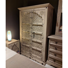 Indian Hand Carved Solid Wooden Cupboard Wardrobe D33 Indian Hand Carved Solid Wooden Cupboard Wardrobe D33