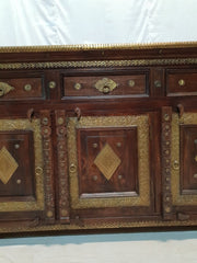 Indian Antique Solid Wood Brass sideboard 3 Door and 3 Drawer 160x50x94cm Indian Antique Solid Wood Brass sideboard 3 Door and 3 Drawer 160x50x94cm
