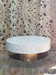 Maya Bone Inlay Indian Solid Wood Round Coffee Table Floral Pattern White Maya Bone Inlay Indian Solid Wood Round Coffee Table Floral Pattern White