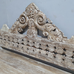 Antique Indian Hand Carved Mehrab Solid Wooden 3 Seater Daybed Antique Indian Hand Carved Mehrab Solid Wooden 3 Seater Daybed