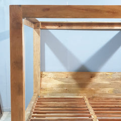 Handmade Classic Solid Sheesham Wood Poster King Size Bed Handmade Classic Solid Sheesham Wood Poster King Size Bed