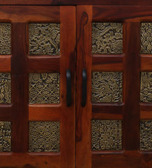 Sheesham Wood Sideboard In Scratch Resistant Honey Oak Finish With Brass Cladding Sheesham Wood Sideboard In Scratch Resistant Honey Oak Finish With Brass Cladding