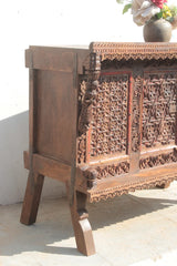 Handmade Indian Furniture Wooden Damchiya Sideboard 124x71x106xCm Handmade Indian Furniture Wooden Damchiya Sideboard 124x71x106xCm