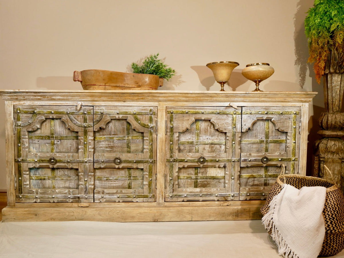 Kalah Hand Carved Solid Wooden Sideboard Buffet 225x93x45cm KLA0128