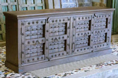 Antique Indian Old Door Solid Wooden Sideboard Brown 192x45x77cm A0395