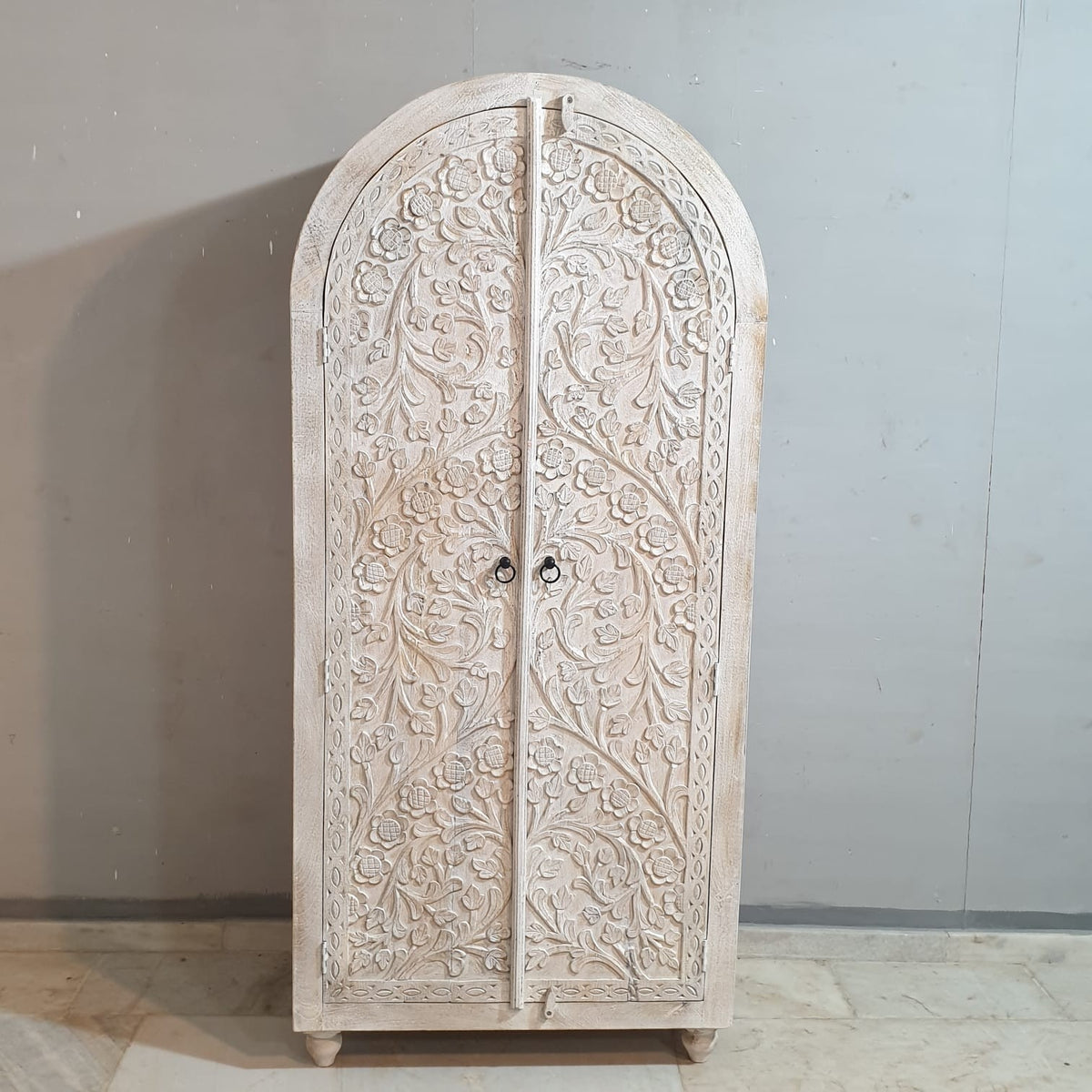 Indian Furniture Hand Carved Solid Wooden 2 Door Whitewash Cabinet 90x45x200cm