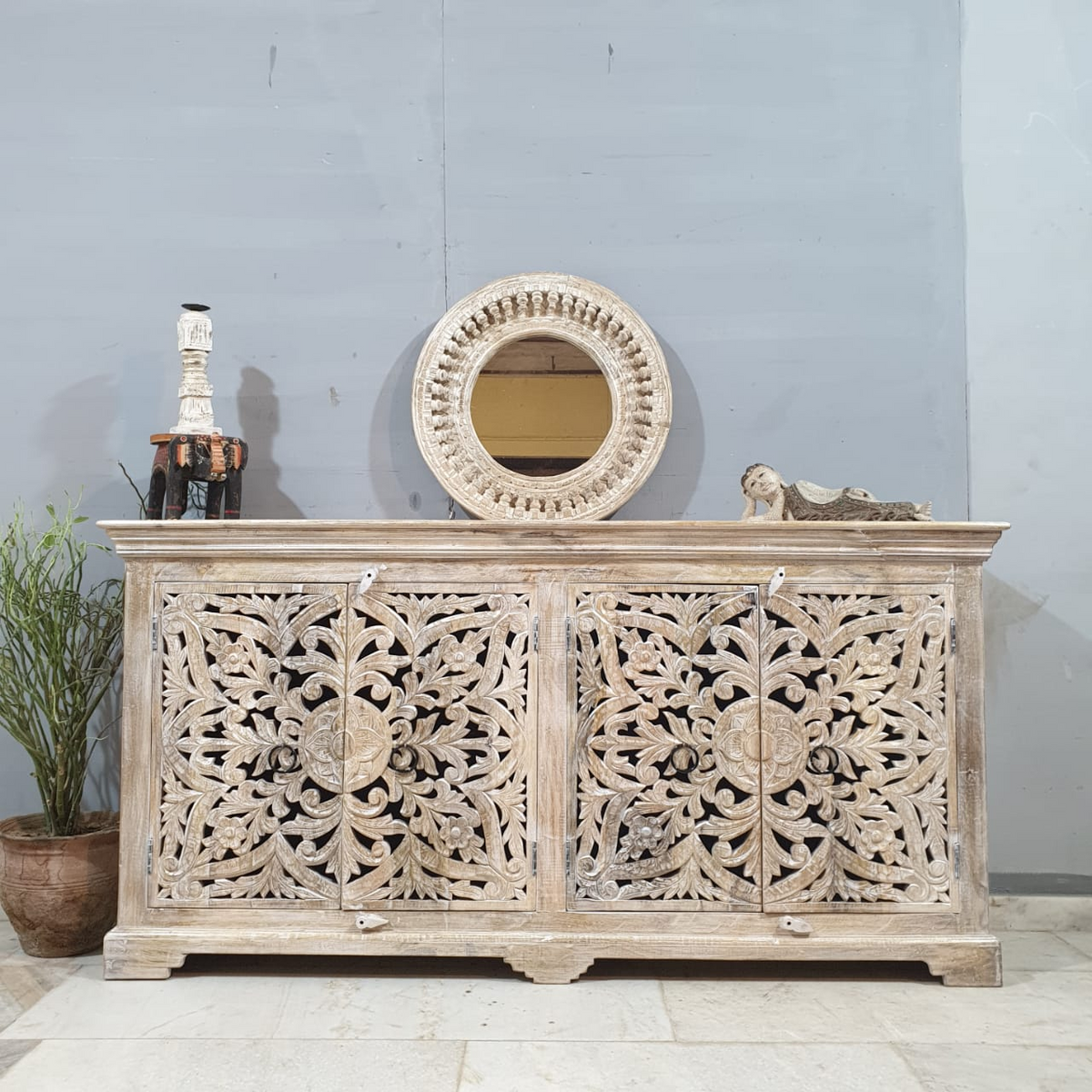 Indian Handmade Carved Wooden 4 Doors Sideboard Natural 180x40x90Cm