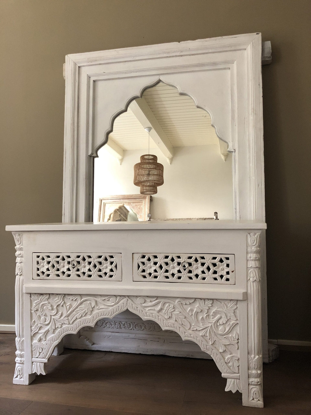 Mehrab Indian Carved Console Hall Table White Tanish 120cm With Drawers