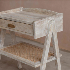 Hand Carved Solid Wooden Single Drawer With Canning Shelf Bedsides Table 70
