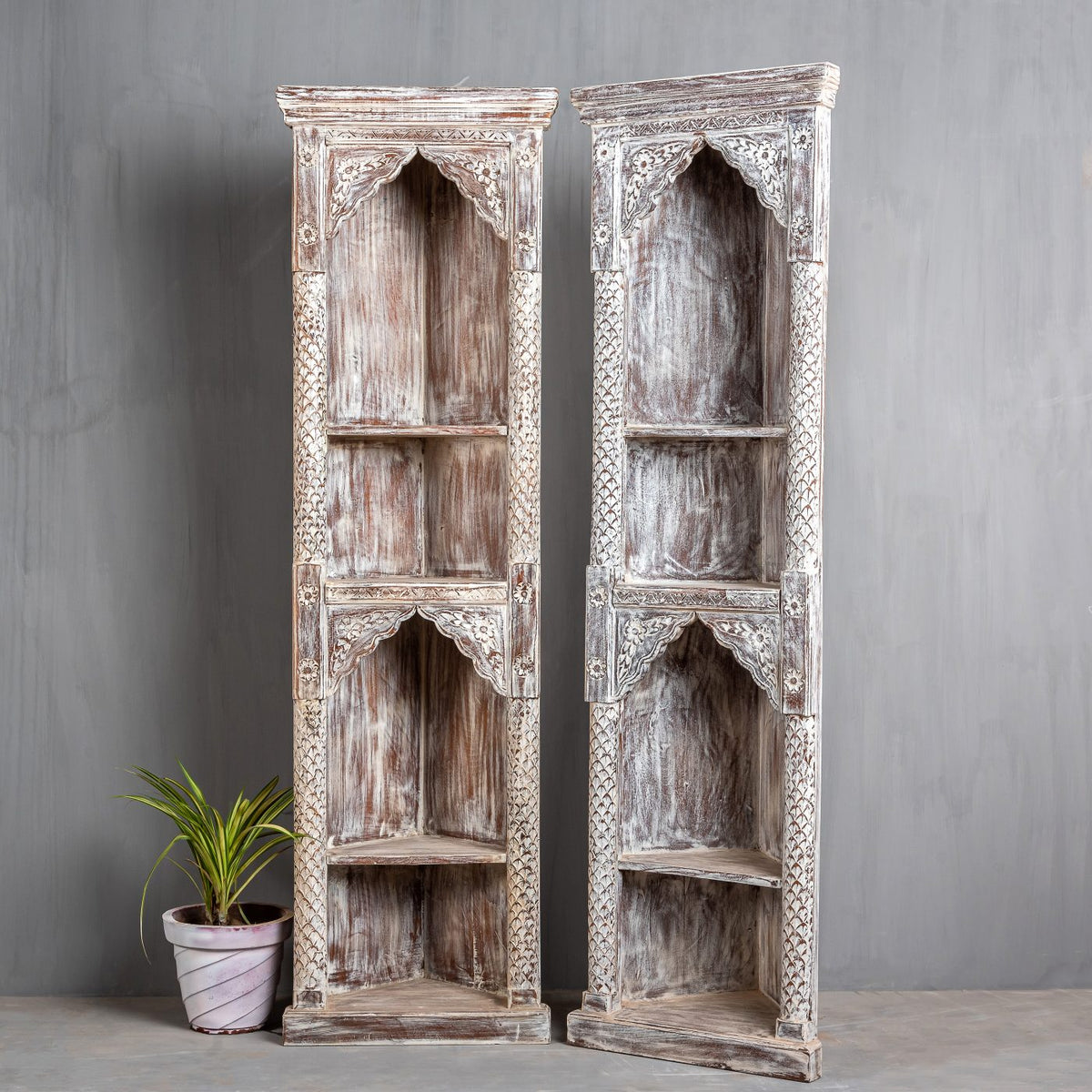 Rajasthan Handmade Indian Furniture Wooden Carved Corner Bookshelf