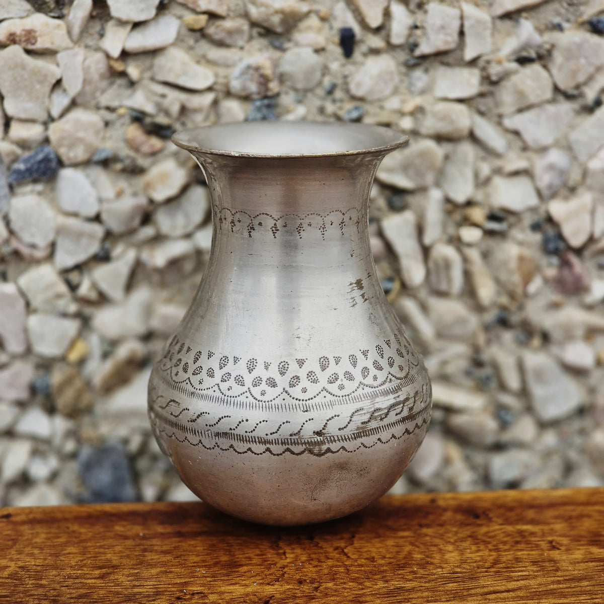 Indian Handcrafted Metal Home Decor Showpiece Pot 408