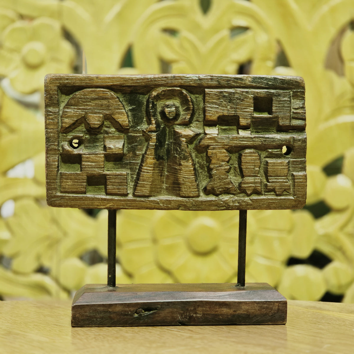Indian Handcrafted Wooden Home Decor Showpiece 242
