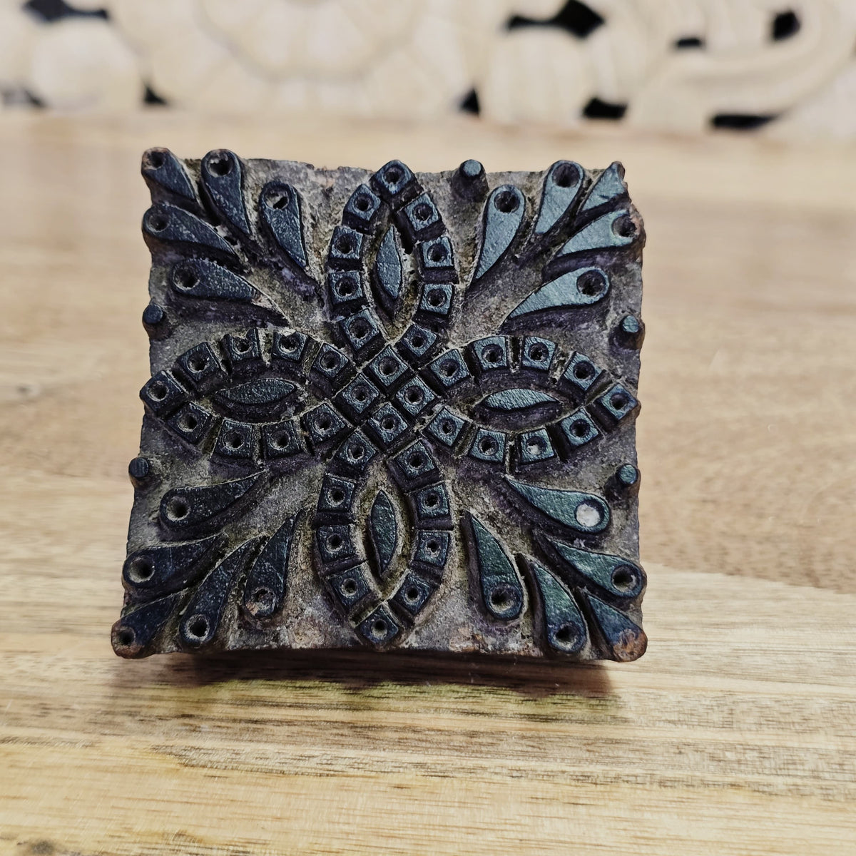 Indian Handcrafted Wooden Home Decor Showpiece A10