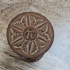 Indian Handcrafted Wooden Home Decor Showpiece A22