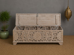 Handcrafted Whitewashed Carved Wooden Storage Chest – Solid Wood Blanket Box with Floral Carving