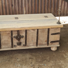 HHandcrafted Vintage Wooden Storage Trunk Coffee Table with Iron Hardware | Rustic Heritage Chest Table for Living Room