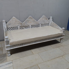 Mughal Garden Hand Carved Solid Wood Daybed Sofa D16