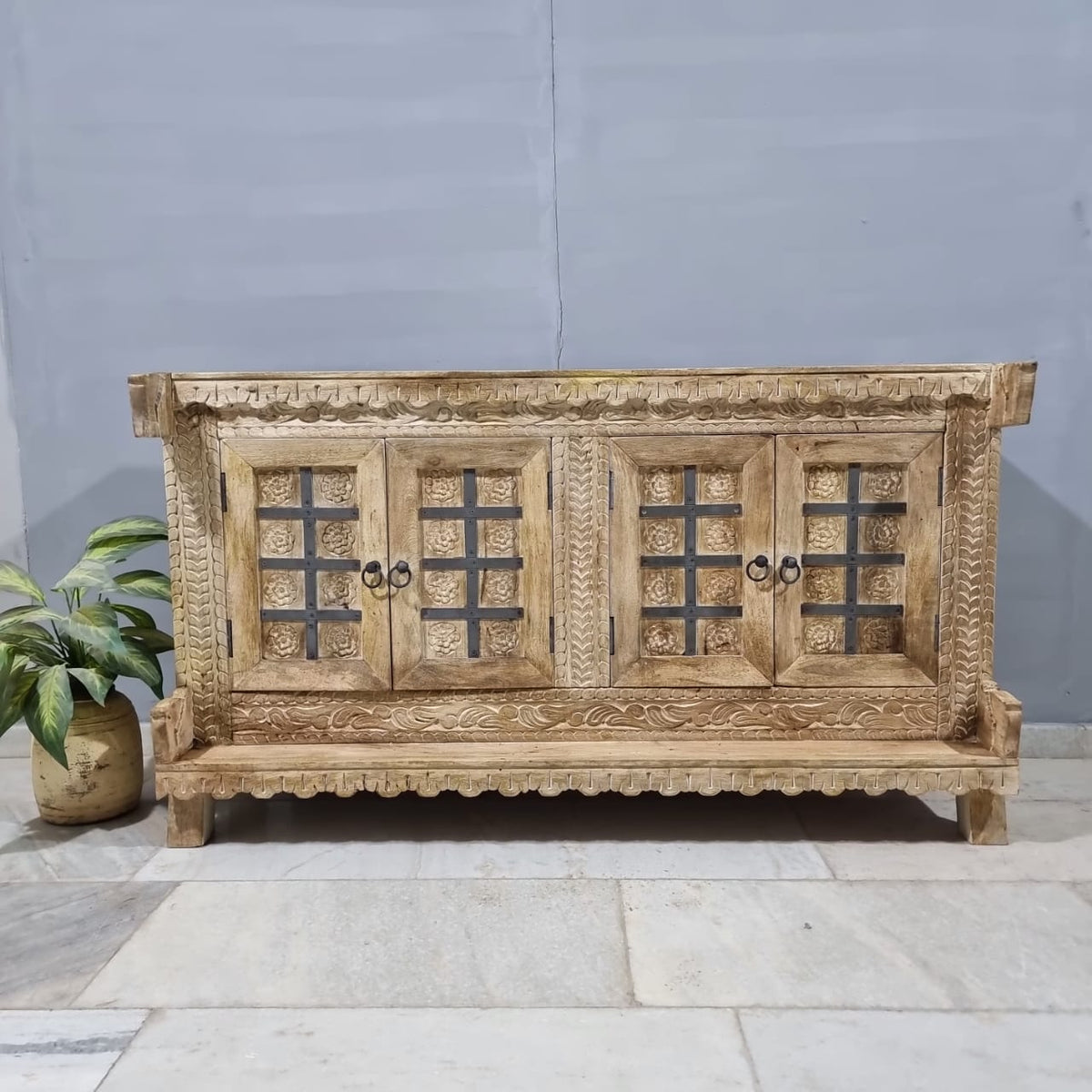 Handmade Indian Vintage Solid Hard Wood Damchiya Sideboard C44