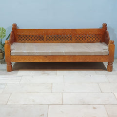 Indian Furniture Classic Hand Carved Traditional Sofa Set With Center Table D2