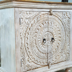 SUSAN Carved Oasis Hand Carved Mango Wood Carved 2 Doors Cabinet With Natural Top