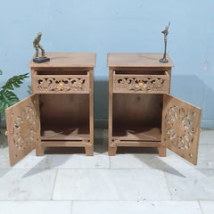 Indian Hand Carved Solid Wooden Bedside Table 45x35x70cm Brown