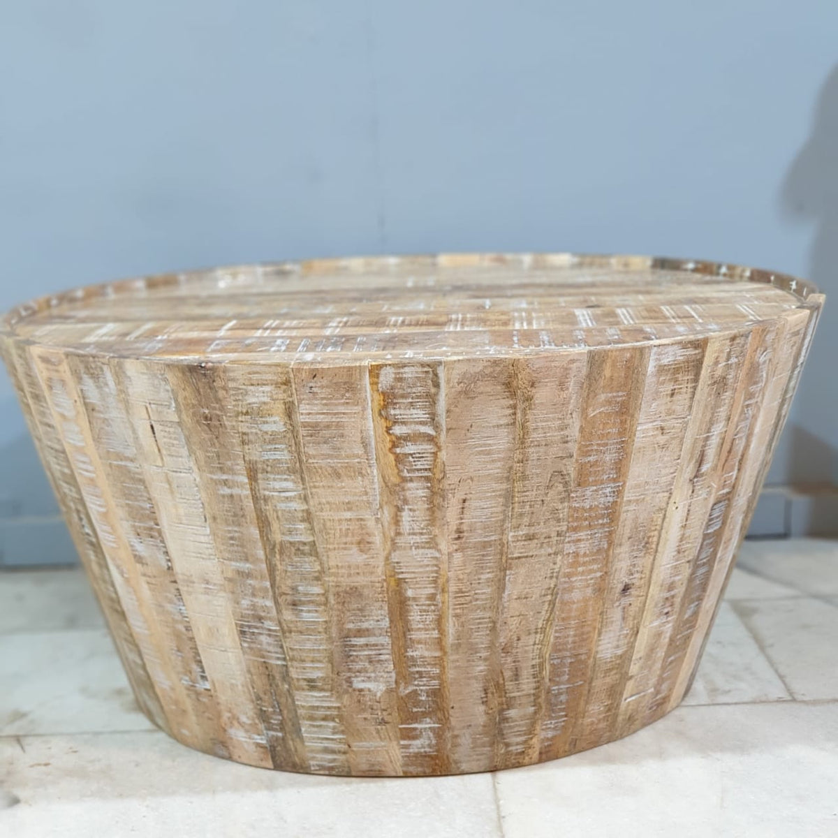 Nirvana Round Rustic Reclaimed Wood Tapered Coffee Table Natural C89