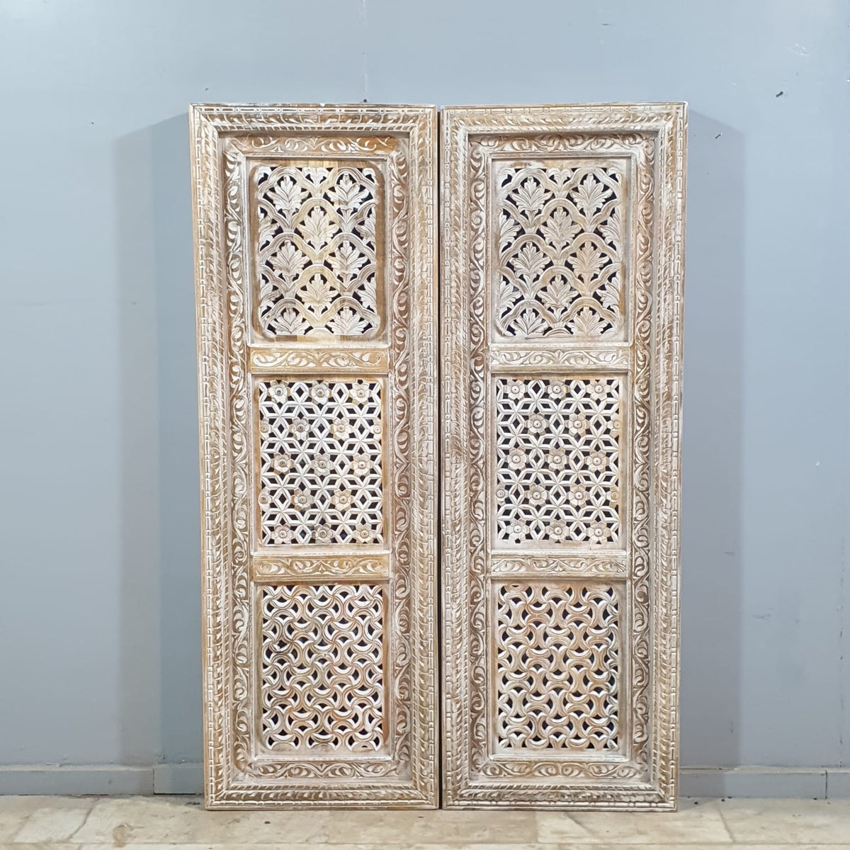 Indian Vintage Antique Hand Carved Solid Wooden Carved 2 x panels 31