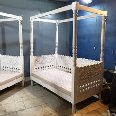 Hand Carved Solid Wood Daybed Whitewash 188 x101 x210 cm