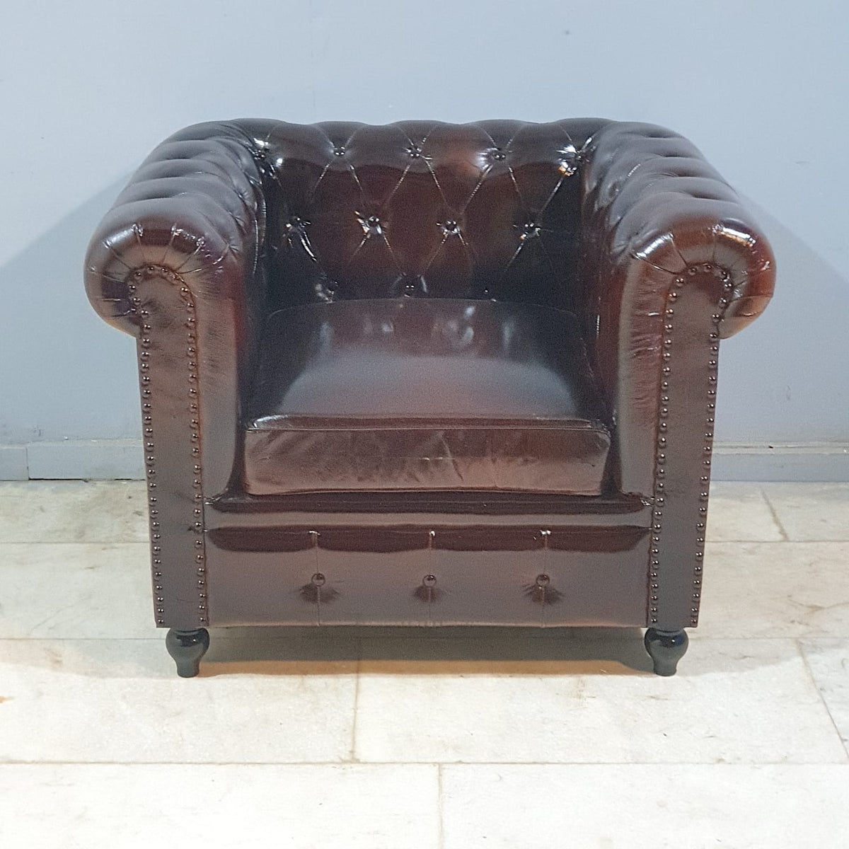 CHESTERFIELD Aged Leather Couch Lounge Single Seat Sofa