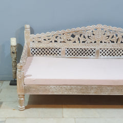 Mughal Garden Hand Carved Balinese Daybed Whitewash 206X90X87 cm