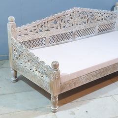 Mughal Garden Hand Carved Balinese Daybed Whitewash 206X90X87 cm
