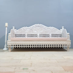Mughal Garden Hand Carved Balinese Daybed White 190X95X90 cm