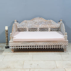 Mughal Garden Hand Carved Balinese Daybed Whitewash 160X95X90 cm