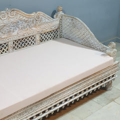 Mughal Garden Hand Carved Balinese Daybed Whitewash 160X95X90 cm