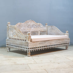 Mughal Garden Hand Carved Balinese Daybed Whitewash 160X95X90 cm
