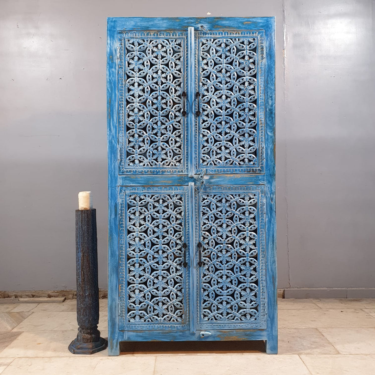 Hand Carved Solid Wood Wardrobe Cabinet 90x40x180 cm Blue