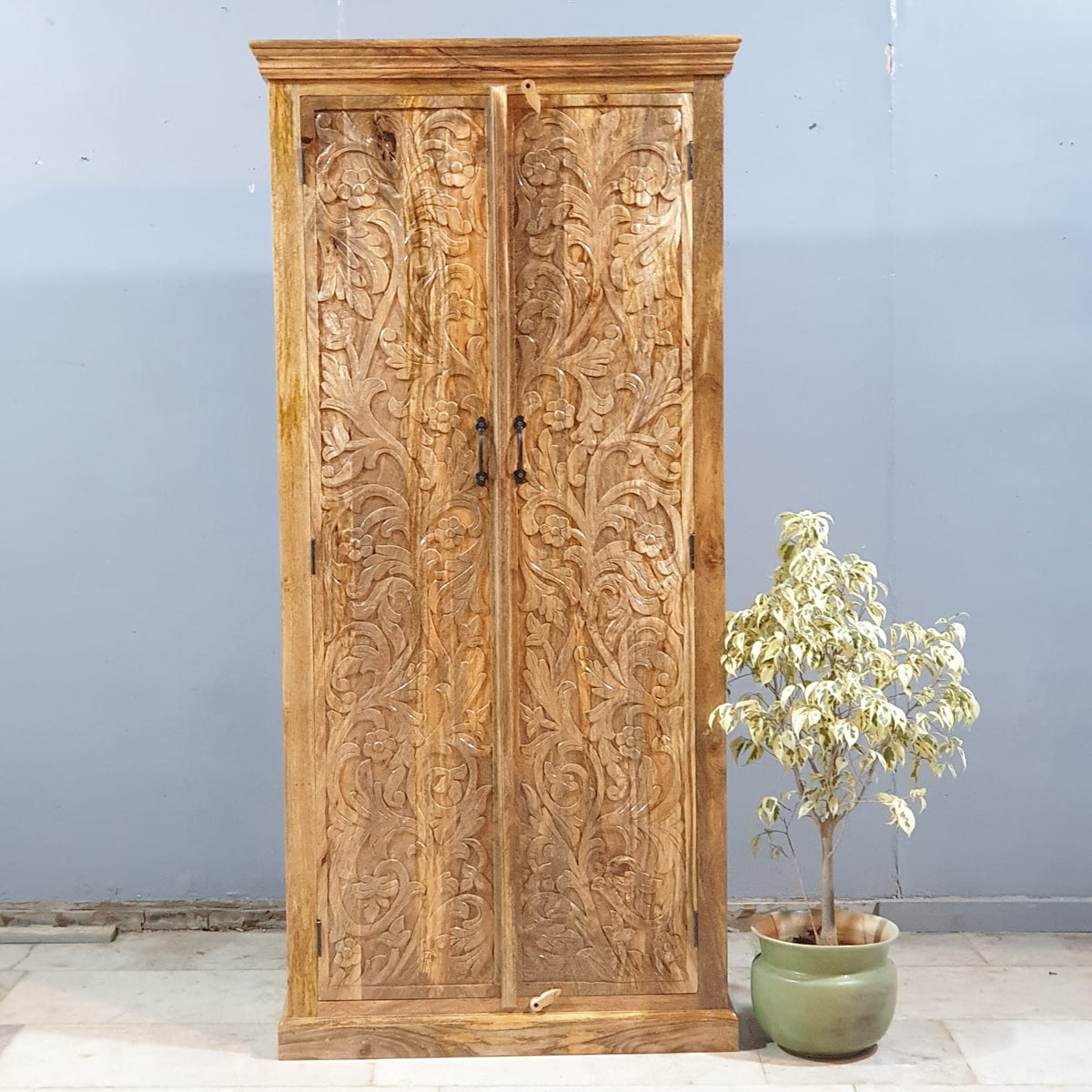 Indian Hand Carved Solid Wood Wardrobe Cabinet 90x40x190 cm