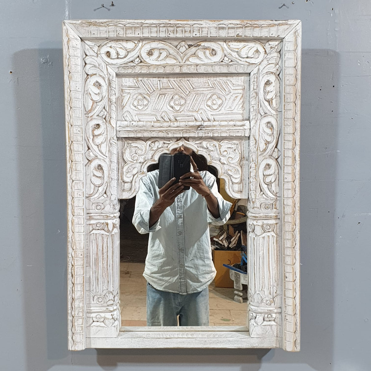 Mehrab Hand Carved Solid Wooden Mirror Frame White 50x7x70 cm
