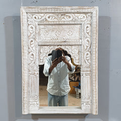 Mehrab Hand Carved Solid Wooden Mirror Frame White 50x7x70 cm