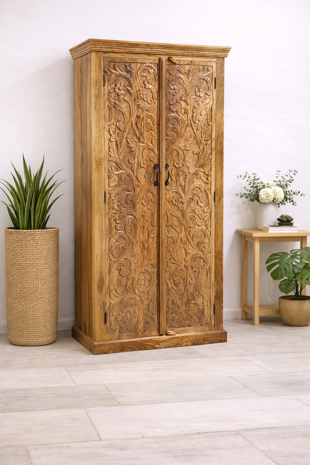 Indian Hand Carved Solid Wood Wardrobe Cabinet 90x40x190 cm