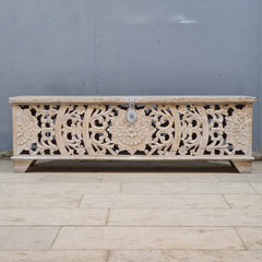 Handcrafted Whitewashed Carved Wooden Storage Chest – Solid Wood Blanket Box with Floral Carving