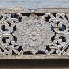 Handcrafted Whitewashed Carved Wooden Storage Chest – Solid Wood Blanket Box with Floral Carving