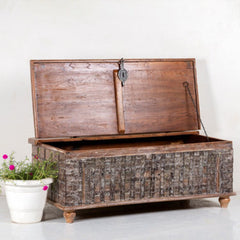 Hand carved Furniture Vintage Solid Wood Chest Box Trunk Box Brown