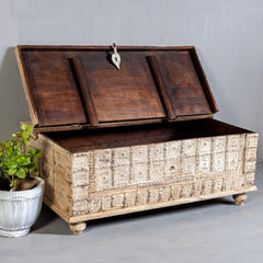 Hand carved Furniture Vintage Solid Wood Chest Box Trunk Box