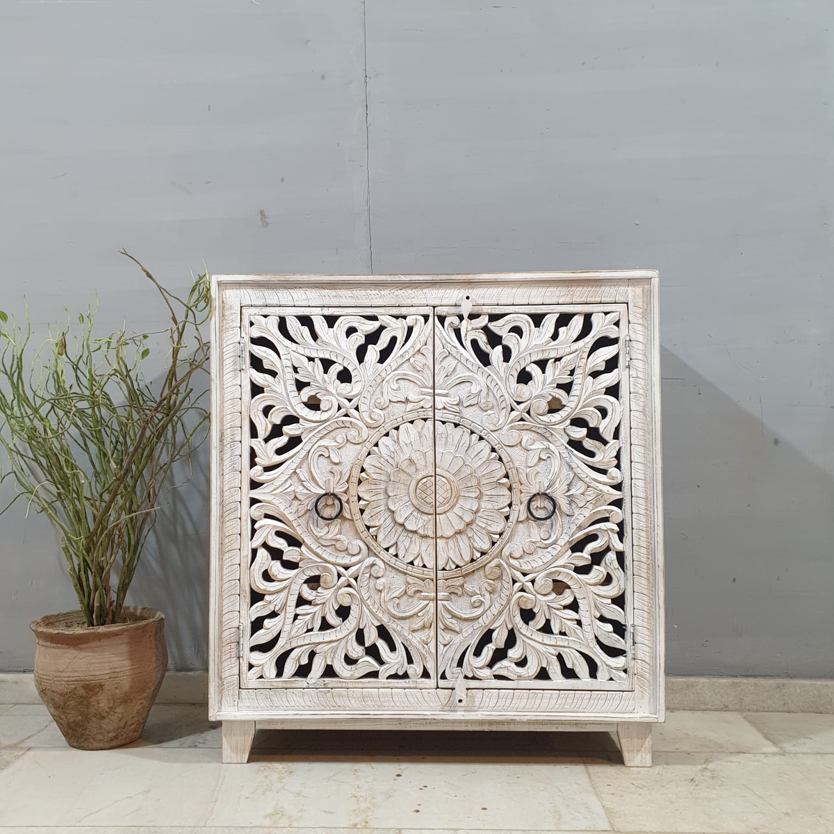 Indian Style Carved Solid Wood Cabinet Buffet 90x45x100cm White