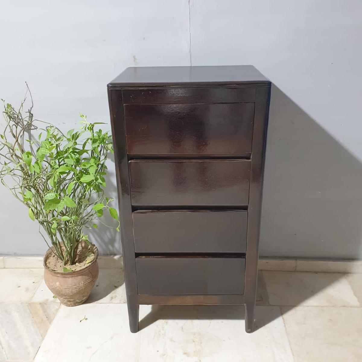 Boston Taper Contemporary Solid Wood 4 Drawer Tallboy Chest of Drawers D57