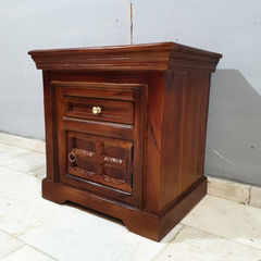 Indian Hand Carved Sheesham Wood Bedside Tables 95