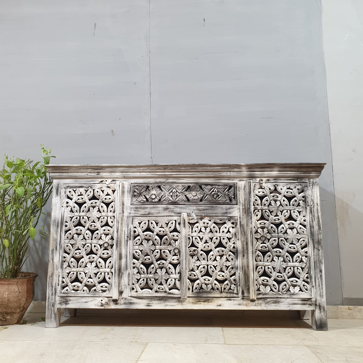 Indian Hand Carved Solid Mango Wood Sideboard C52