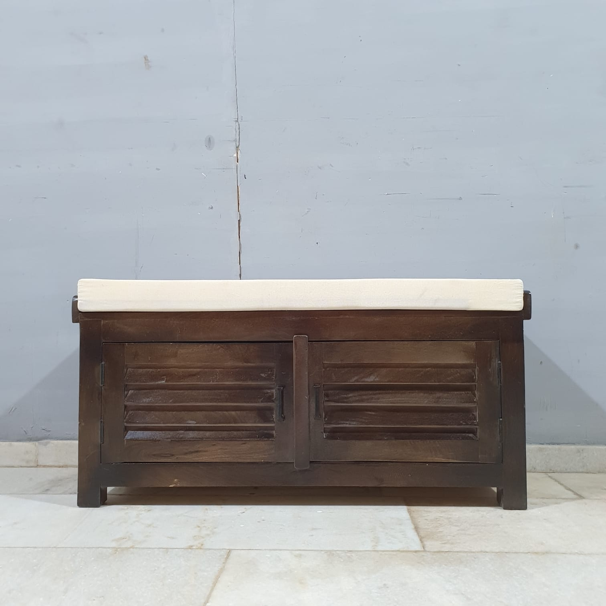 Indian Hand Carved Solid Wood Storage Chest With Seat C29