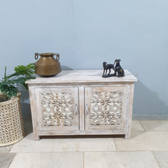 Hand Carved Solid Wood Mirrored Backing on Doors Sideboard Buffet C62
